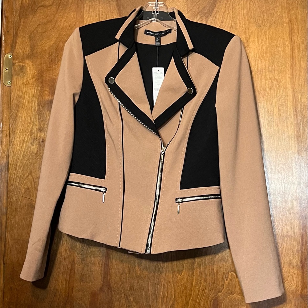 White House Black Market jacket size 4. NWT
